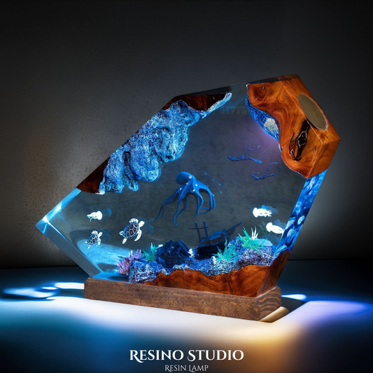 Deep Sea Octopus & Divers Resin Lamp, Handmade Ocean Lamp