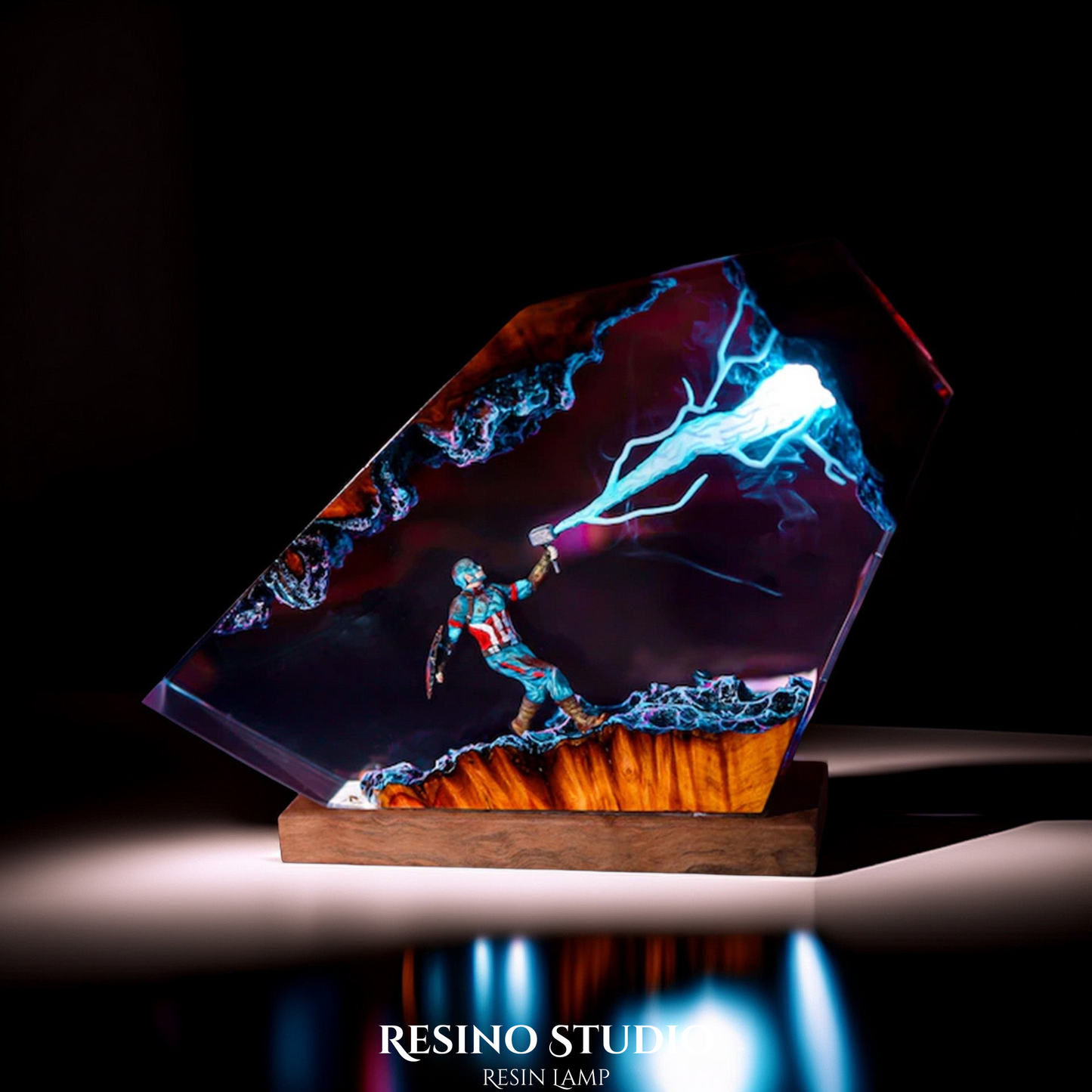 Captain America Resin Lamp Version 2, Marvel Resin Lamp