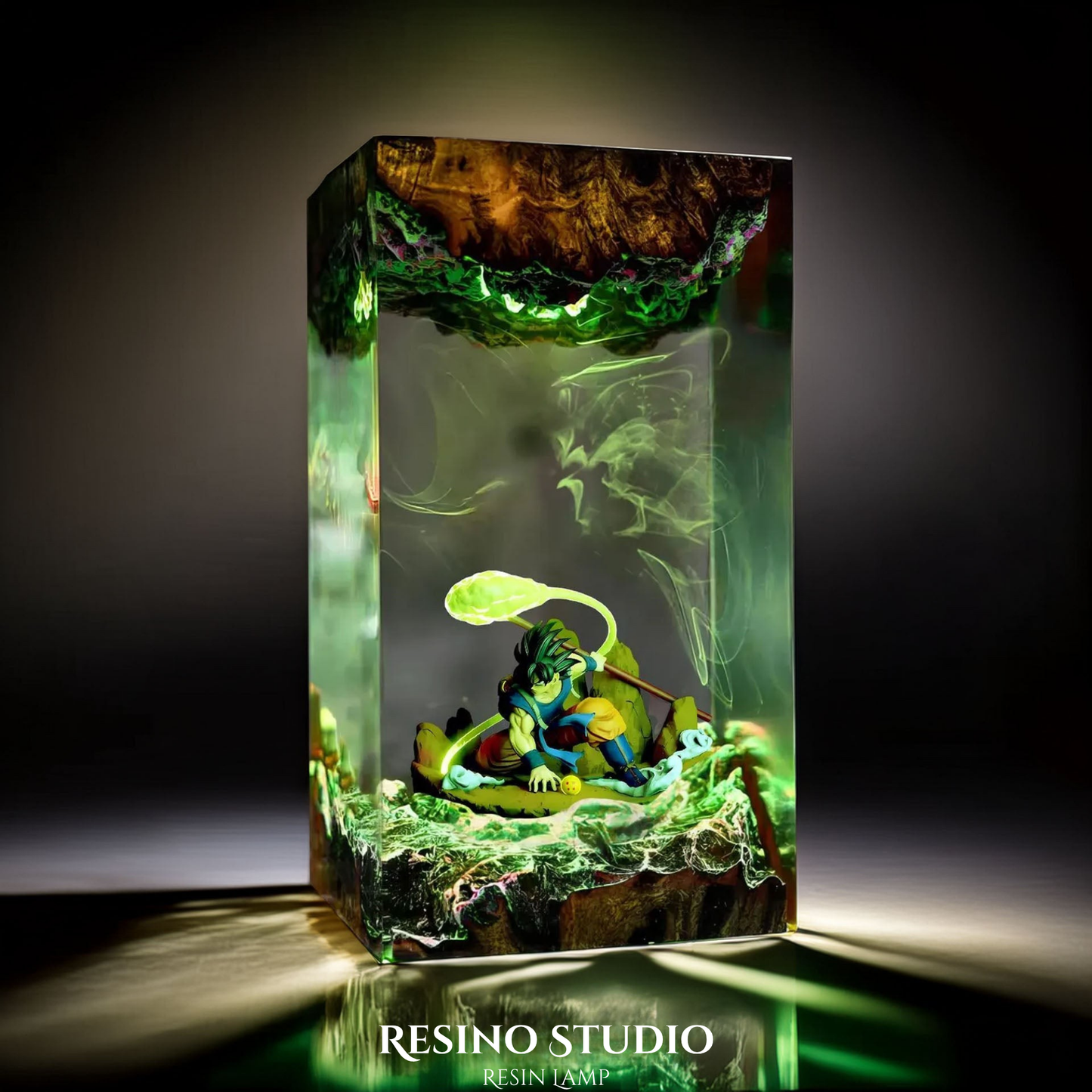 Son Goku Resin Lamp