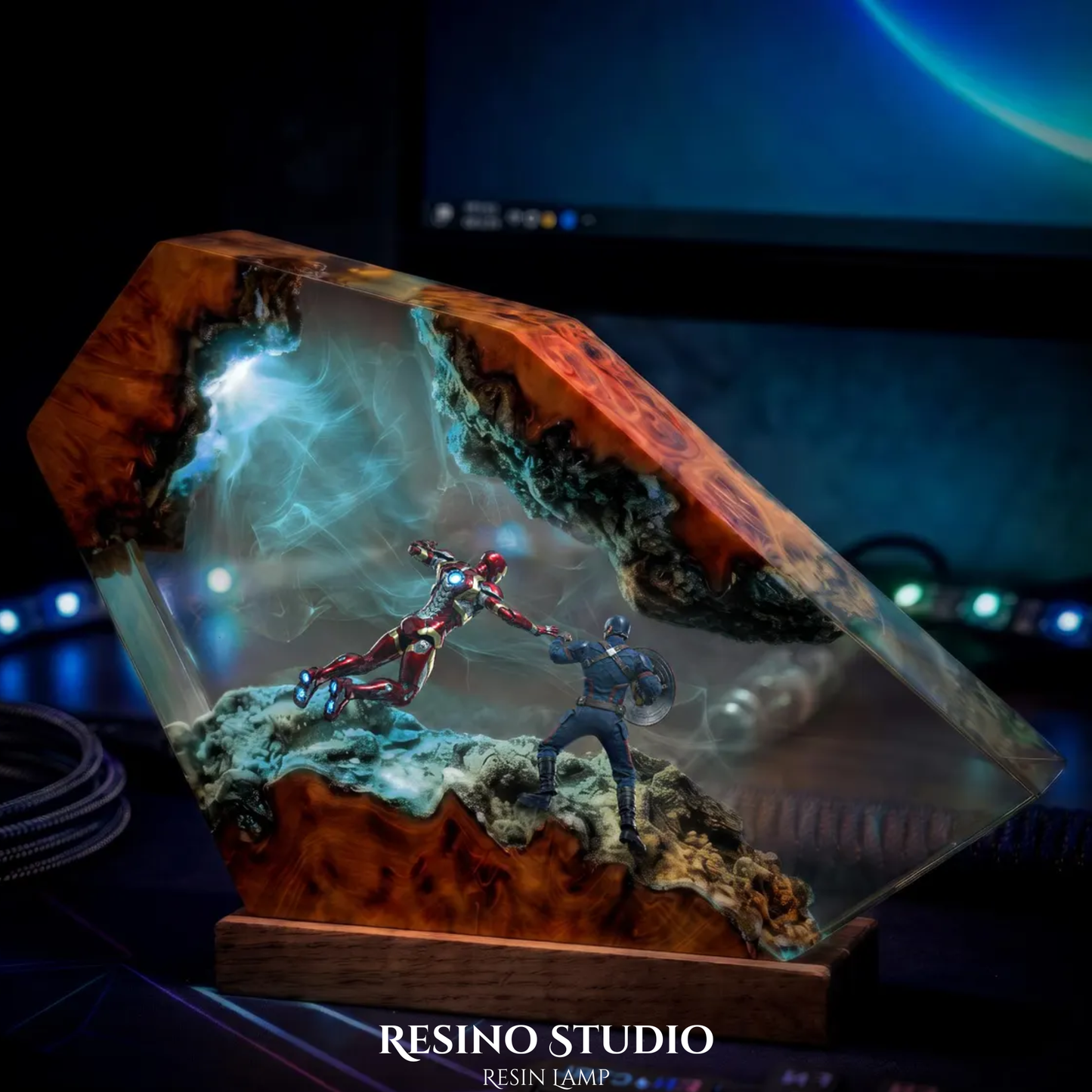 Iron Man and Captain America Resin Lamp, Marvel Night Light