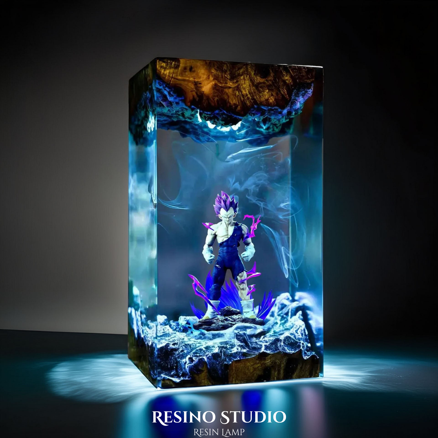 Vegeta Ultra Ego Resin Lamp V3