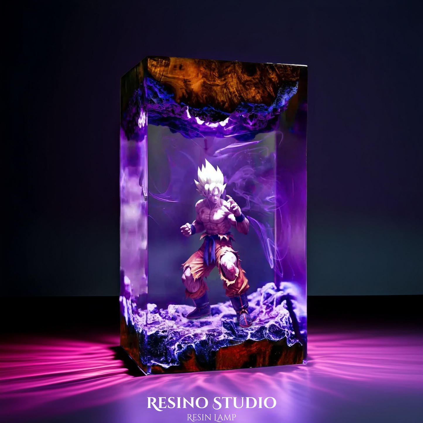 Goku Supper Saiyan V2 Resin Lamp